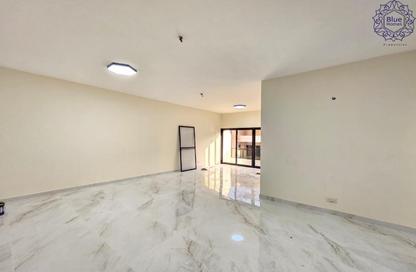 Apartment - 2 Bedrooms - 2 Bathrooms for rent in Oud Metha - Bur Dubai - Dubai
