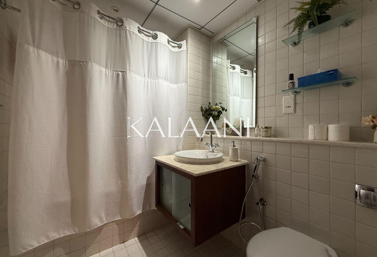 Chiller Free | Maid's Room | Marina View photo 11