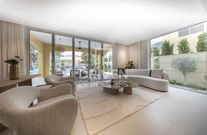 Villa - 4 Bedrooms - 6 Bathrooms for rent in Legacy Large - Legacy - Jumeirah Park - Dubai