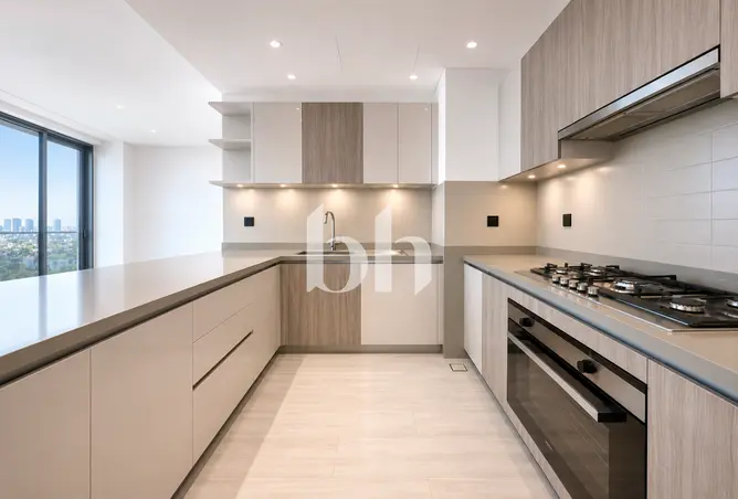 102820779 - Property Image 2