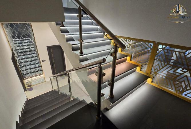 72306043 - Property Image 2