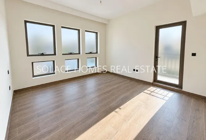 165582101 - Property Image 2
