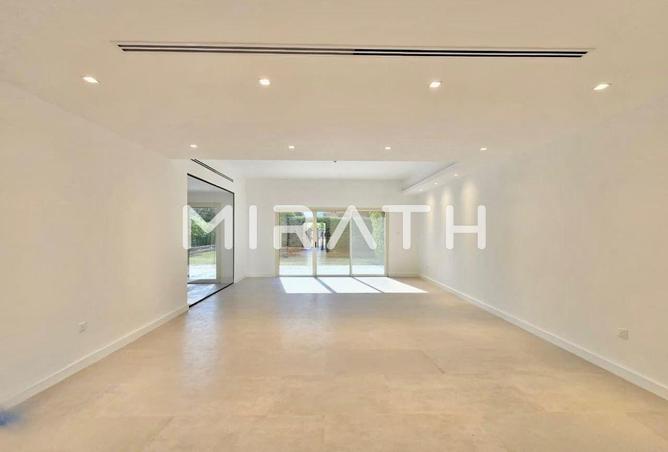 2Ovovq4tFlQ - Property Image 2