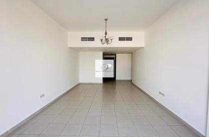 Apartment - 3 Bedrooms - 4 Bathrooms for rent in Masaken Al Hamriya 01 - Al Hamriya - Bur Dubai - Dubai