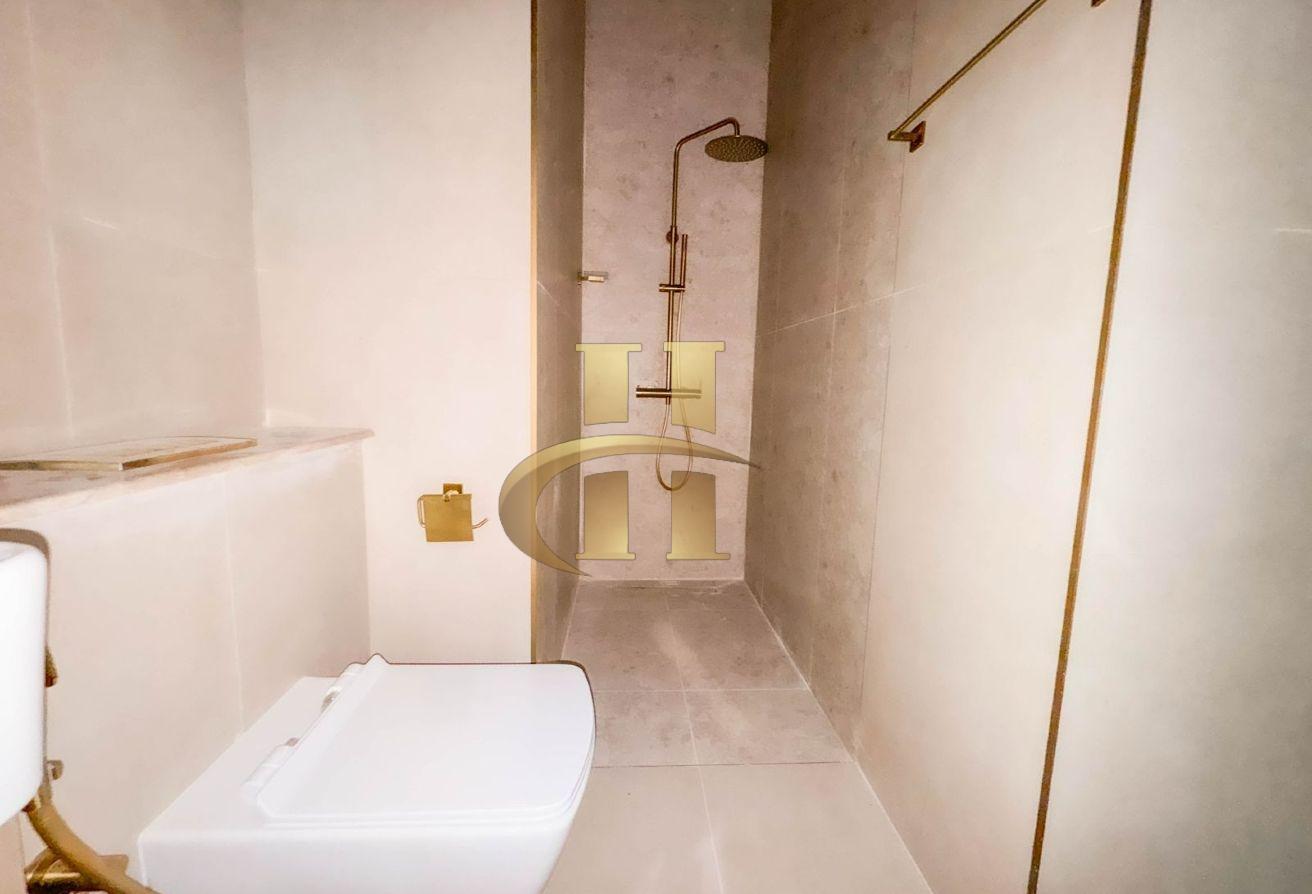 Premium | Fully furnished | High floor | Vacant photo 8