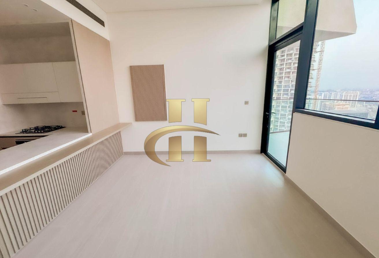 Premium | Fully furnished | High floor | Vacant photo 3