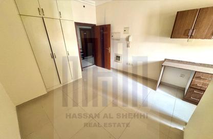 Apartment - Studio - 1 Bathroom for rent in Fire Station Road - Muwaileh - Sharjah