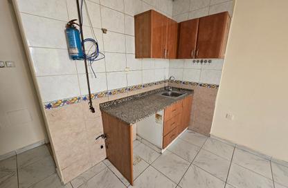 Apartment - Studio - 1 Bathroom for rent in Fire Station Road - Muwaileh - Sharjah