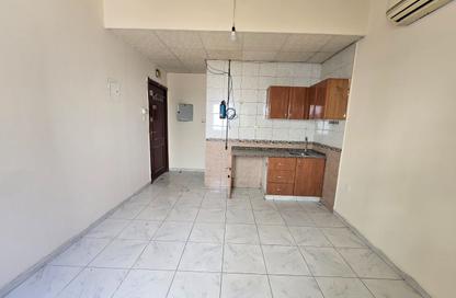 Apartment - Studio - 1 Bathroom for rent in Fire Station Road - Muwaileh - Sharjah