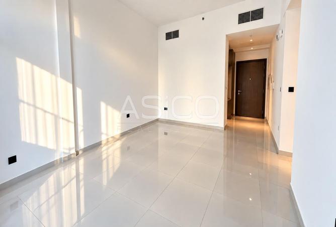 Vacant 2BR + Study | Spacious Layout | AED 1.9M