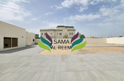 Villa - 3 Bedrooms - 3 Bathrooms for rent in Nad Al Sheba 4 - Nad Al Sheba - Dubai Villa - 3 Bedrooms - 3 Bathrooms for rent in Nad Al Sheba 4 - Nad Al Sheba - Dubai