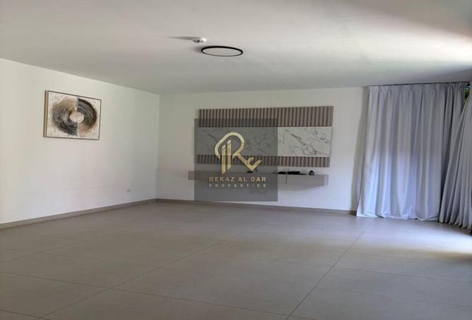 76589822 - Property Image 2