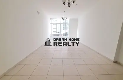 شقة - 2 غرف نوم - 3 حمامات للايجار في شارع التعاون الجديد - التعاون - الشارقة