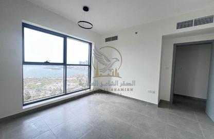 Apartment - 2 - 2 for rent in Jamal Abdul Nasser Street - Al Majaz - Sharjah