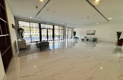 شقة - 2 غرف نوم - 2 حمامات للايجار في هولاند جاردنز - تاون سكوير - دبي