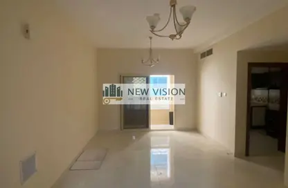 Apartment - 1 Bedroom - 2 Bathrooms for rent in Al Majaz Tower - Al Majaz - Sharjah