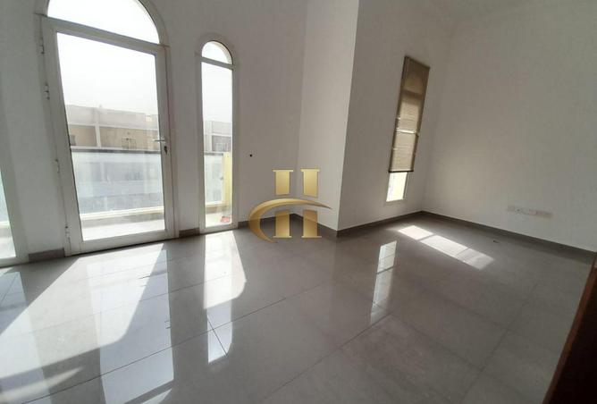 68661285 - Property Image 3