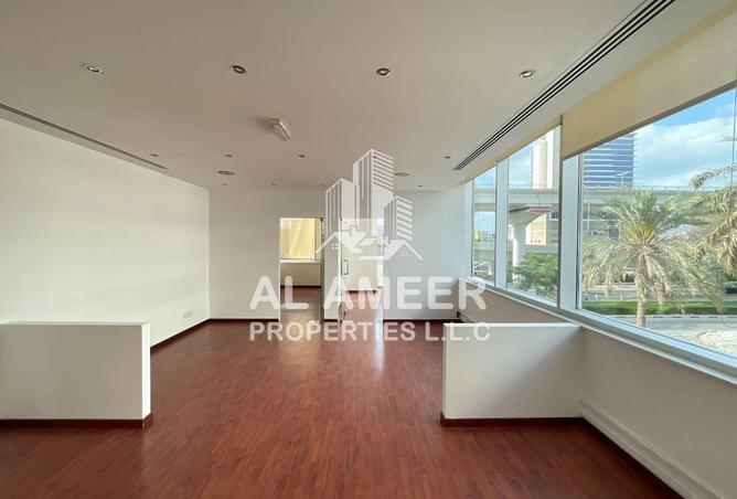 82367869 - Property Main Image