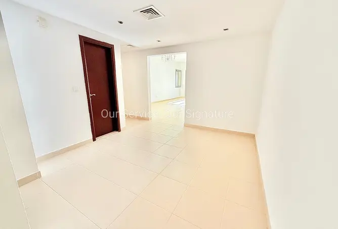 163234313 - Property Image 3