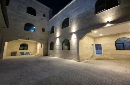 فيلا - 5 غرف نوم - 6 حمامات للايجار في المنايزله - فلج هزاع - العين