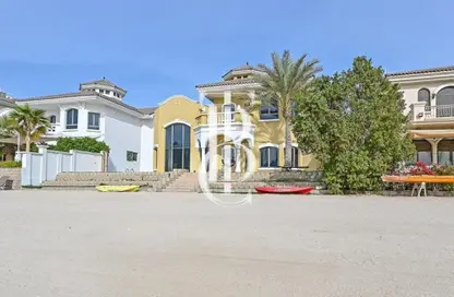 Villa - 4 Bedrooms - 6 Bathrooms for rent in Garden Homes Frond B - Garden Homes - Palm Jumeirah - Dubai Villa - 4 Bedrooms - 6 Bathrooms for rent in Garden Homes Frond B - Garden Homes - Palm Jumeirah - Dubai