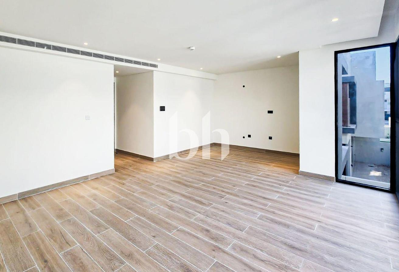 Brand New Villa | 5Bedroom | Clubhouse View photo 12