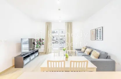 Apartment - 2 Bedrooms - 2 Bathrooms for rent in Waters Edge - Yas Island - Abu Dhabi