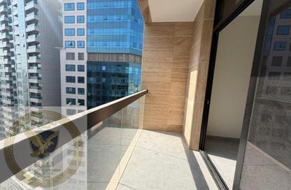 Apartment - 2 Bedrooms - 3 Bathrooms for rent in Al Khan Corniche - Al Khan - Sharjah