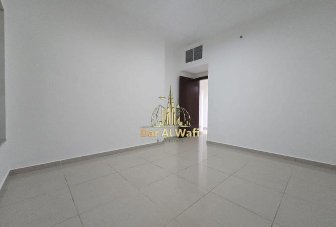 16233803 - صورة العقار 3