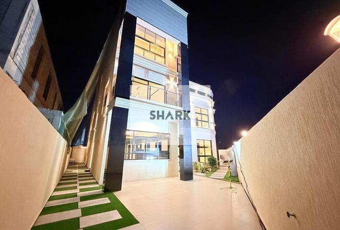 55343841 - Property Image 2