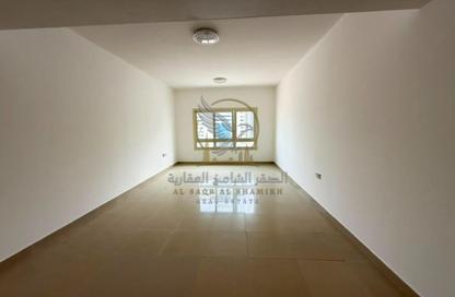 Apartment - 2 Bedrooms - 2 Bathrooms for rent in Al Mamzar - Al Mamzar - Sharjah - Sharjah
