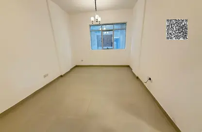 شقة - غرفة نوم - 2 حمامات للبيع في قرية الاميرة - الياسمين - عجمان