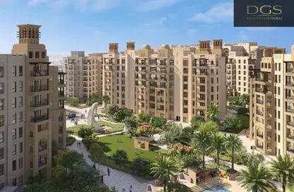 Apartment - 4 Bedrooms - 5 Bathrooms for sale in Lamaa - Madinat Jumeirah Living - Umm Suqeim - Dubai