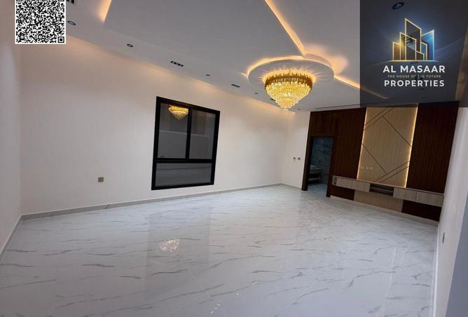 145054002 - Property Image 2