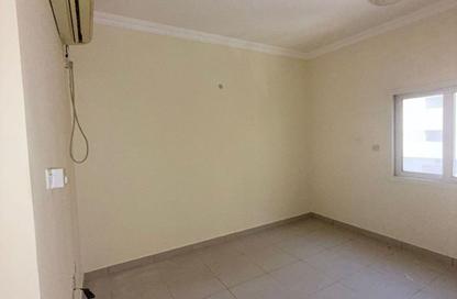 Apartment - 1 Bedroom - 1 Bathroom for rent in Al Nabba - Sharjah