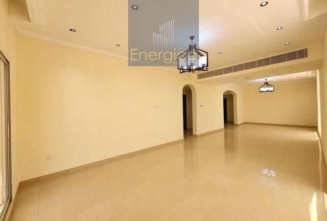 92692885 - صورة العقار 3