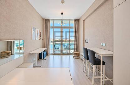 Apartment - Studio - 1 for rent in Palm Views West - Palm Views - Palm Jumeirah - Dubai Apartment - Studio - 1 for rent in Palm Views West - Palm Views - Palm Jumeirah - Dubai