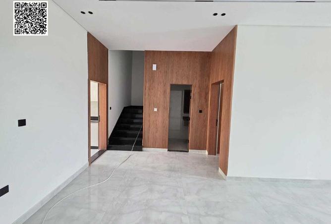 94014944 - Property Image 3