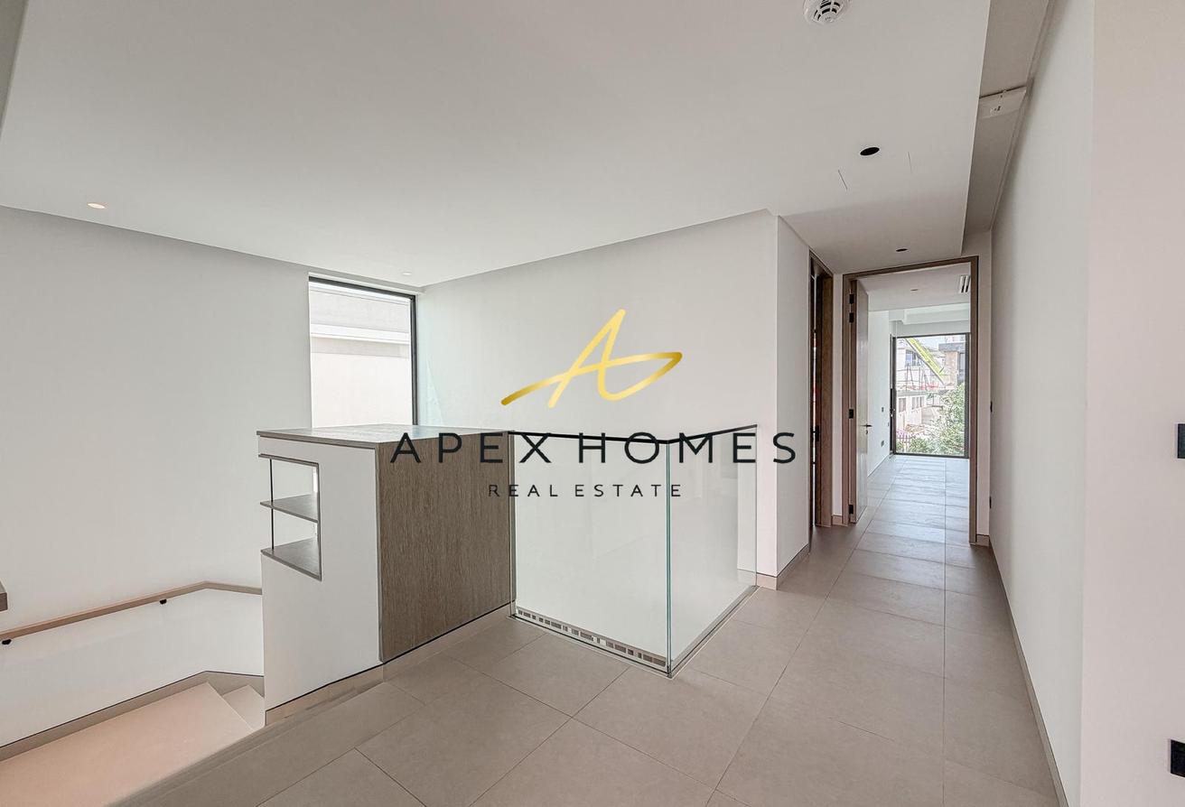 Private Pool | Upgraded | Vacant Now photo 14