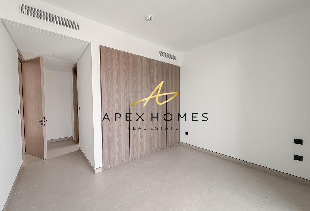 Private Pool | Upgraded | Vacant Now photo 15