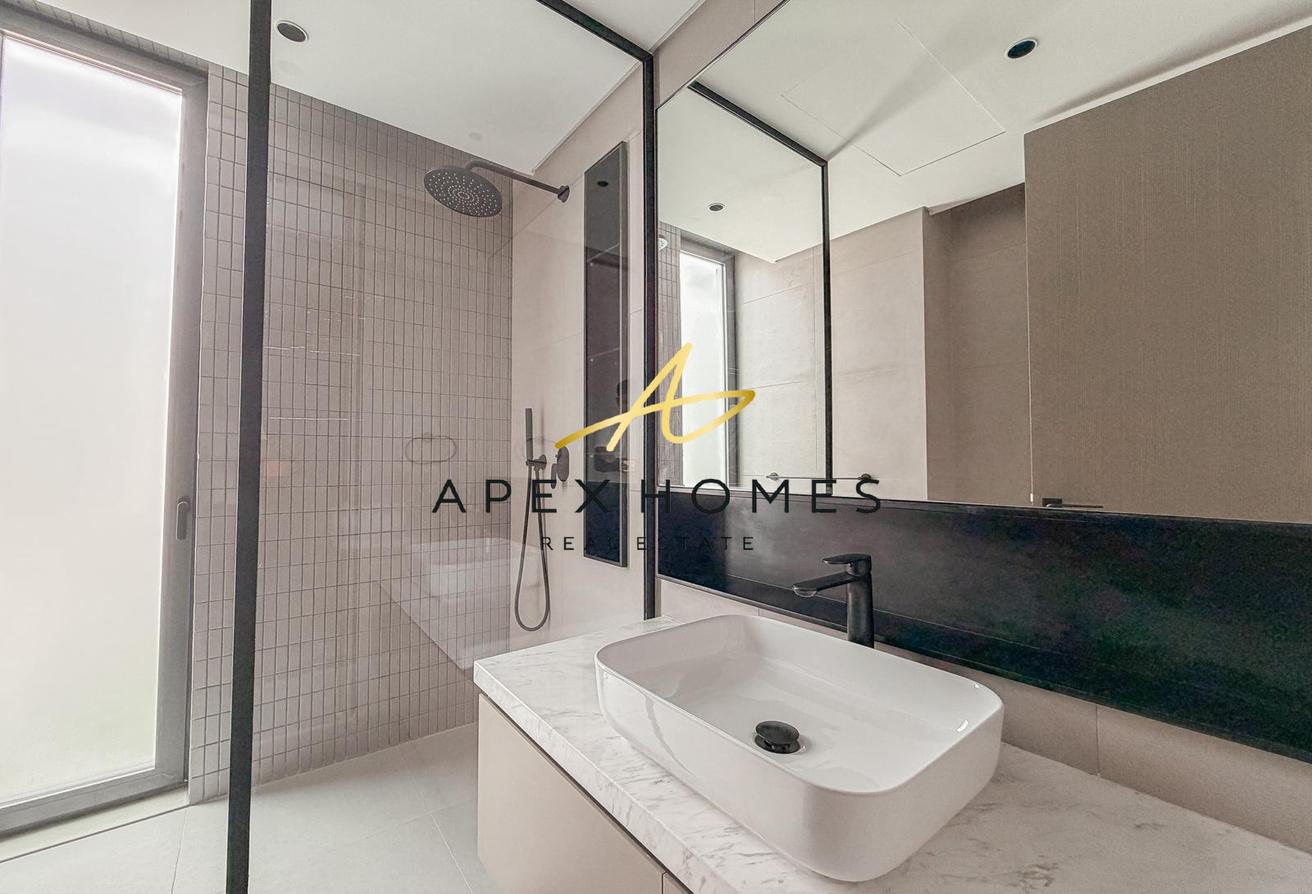 Private Pool | Upgraded | Vacant Now photo 20