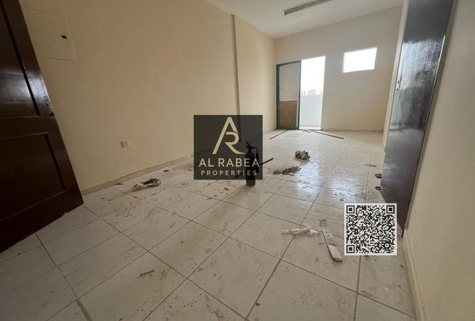 84063695 - Property Main Image
