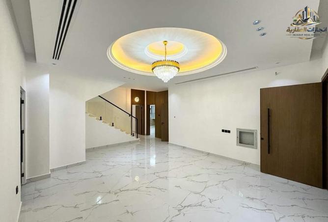 94004284 - Property Image 2
