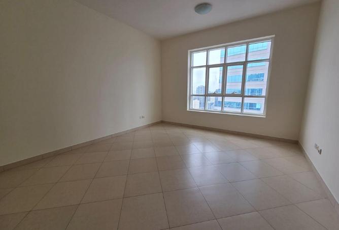 70277037 - Property Image 3