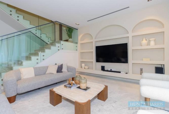 73853978 - Property Image 2