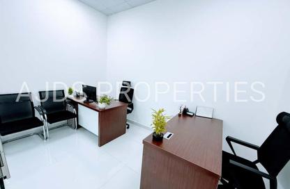 Office Space - Studio - 1 Bathroom for rent in Red Avenue - Al Garhoud - Dubai