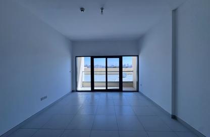 Apartment - 1 Bedroom - 2 Bathrooms for rent in Rabdan Building - Motor City - Dubai