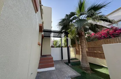 تاون هاوس - 2 غرف نوم - 2 حمامات للايجار في الينابيع 4 - الينابيع - دبي