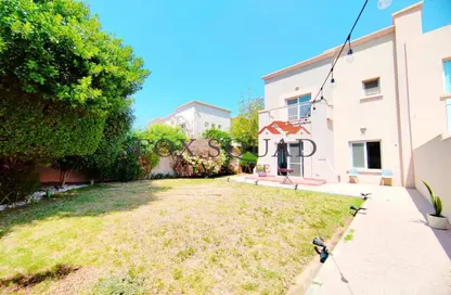 فيلا - 3 غرف نوم - 3 حمامات للايجار في الينابيع 2 - الينابيع - دبي