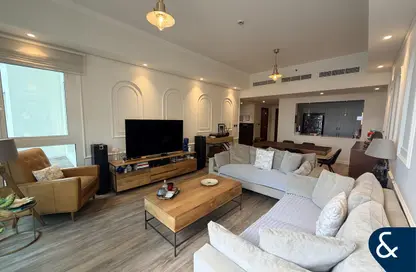 Apartment - 3 Bedrooms - 3 Bathrooms for rent in Marina Residences 6 - Marina Residences - Palm Jumeirah - Dubai